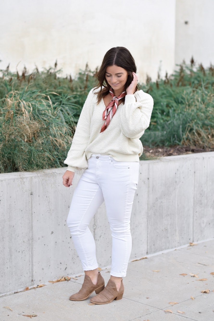 4 Ways to Wear White Pants This Fall Wedded Liss